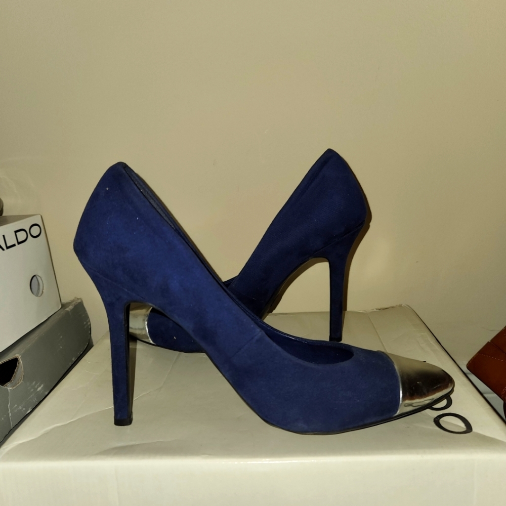 Navy Blue Suede Pumps